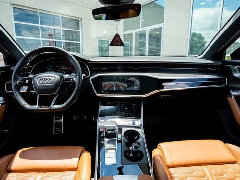 Used 2022 Audi RS 6 w/ Executive Package AWD/4WD image 56