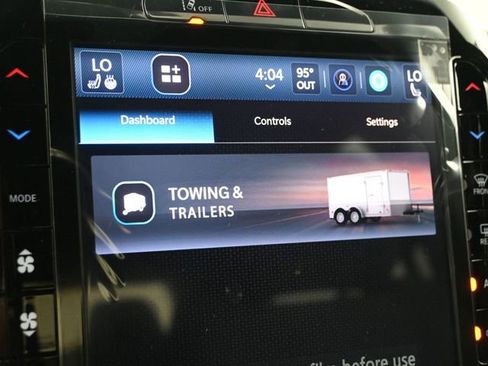 New 2026 RAM 1500 4x4 Crew Cab image 27