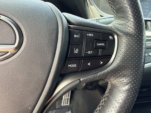 Used 2019 Lexus ES 350 F Sport w/ Accessory Package 2 FWD image 41