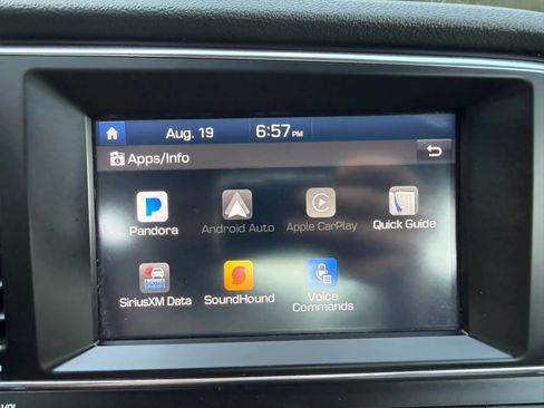 Used 2018 Hyundai Elantra SEL FWD image 33