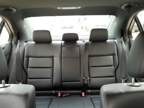 Used 2012 Mercedes-Benz E 350 4MATIC image 30