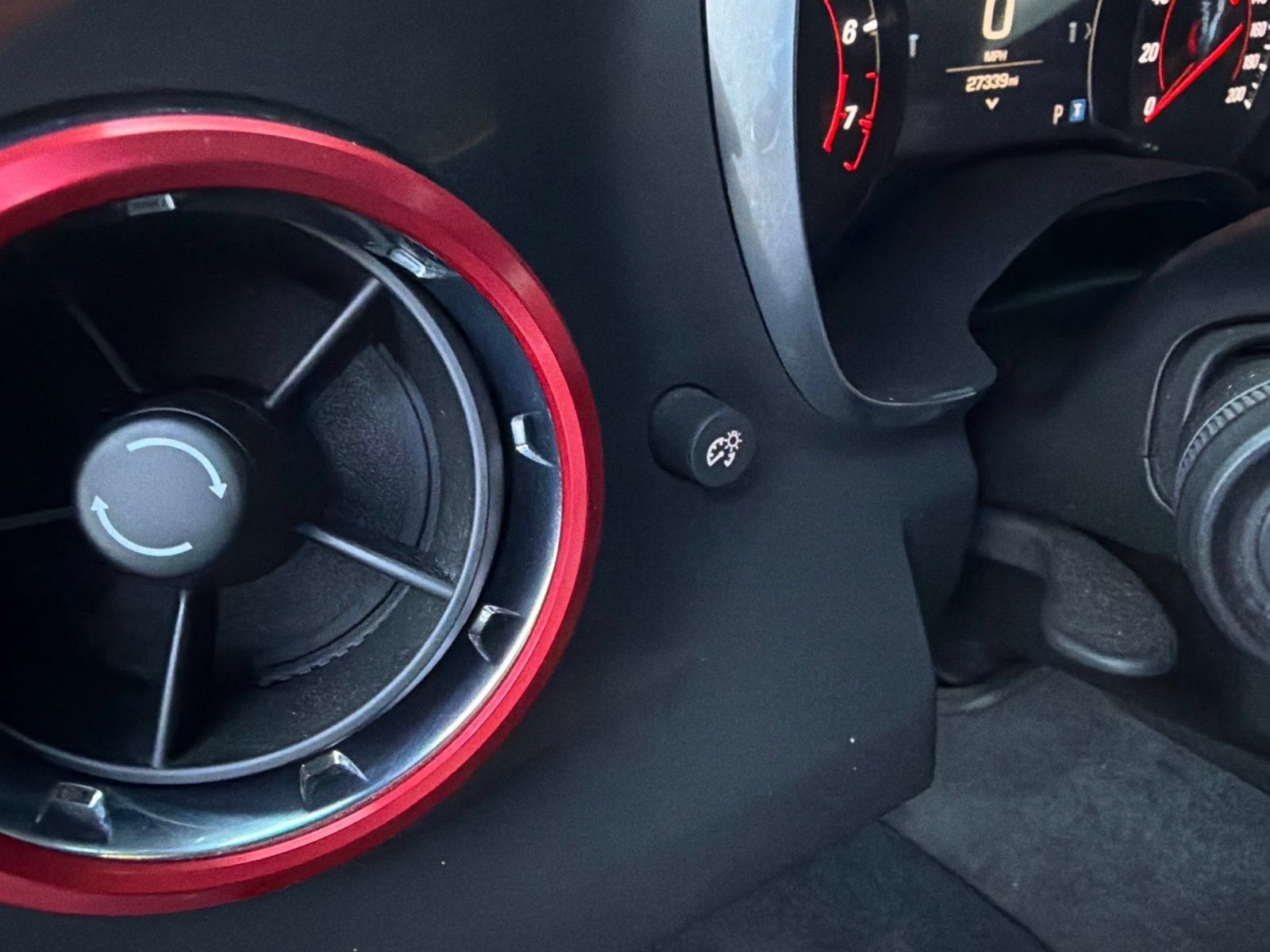 Used 2021 Chevrolet Camaro SS RWD image 15