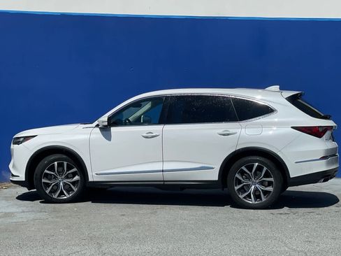 Used 2024 Acura MDX SH-AWD w/ Technology Package image 3