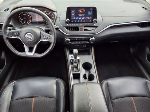 Used 2022 Nissan Altima 2.5 SR image 4