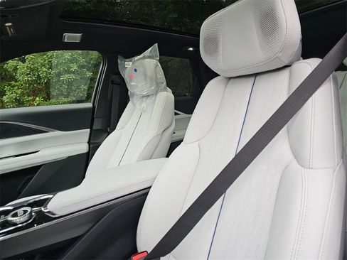 New 2026 Cadillac Lyriq Premium Sport image 22