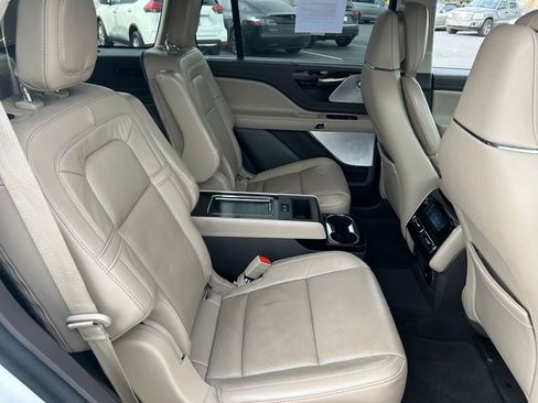 Used 2021 Lincoln Aviator Reserve w/ Equipment Group 202A image 35