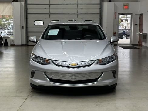 Used 2018 Chevrolet Volt LT w/ LT Driver Confidence Package image 5