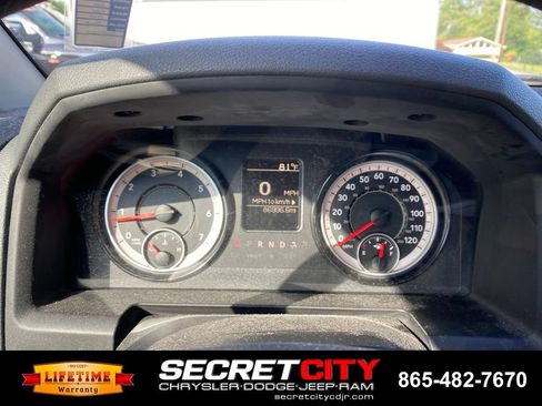 Used 2016 RAM 1500 Express RWD image 18