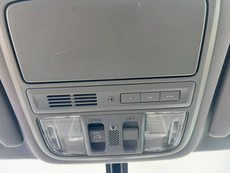 Used 2017 Honda Accord EX-L image 29