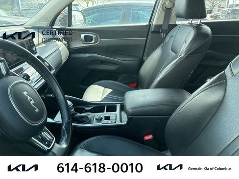 Used 2022 Kia Sorento EX w/ Panoramic Sunroof Package image 10