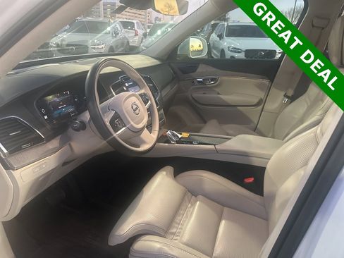 Used 2023 Volvo XC90 T8 Ultimate image 30