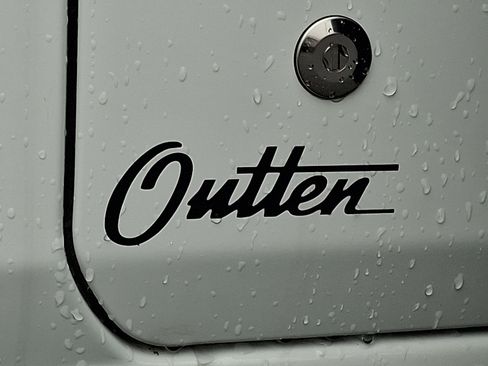 Used 2019 Jeep Wrangler Unlimited Sahara image 30