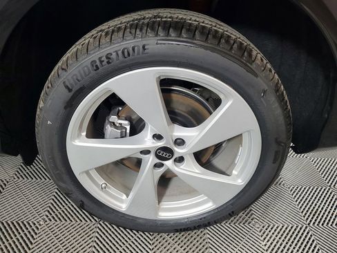 New 2025 Audi Q5 Premium Plus image 11