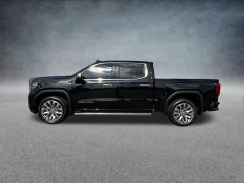 Used 2023 GMC Sierra 1500 Denali w/ Denali Reserve Package AWD/4WD image 2