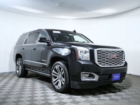 Used 2018 GMC Yukon Denali w/ Denali Ultimate Package AWD/4WD image 1