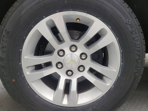 Used 2019 Chevrolet Tahoe LT AWD/4WD image 31