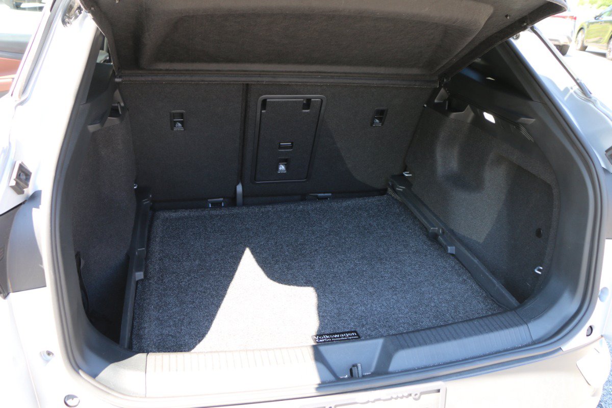 Used 2021 Volkswagen ID.4 Pro S RWD image 32