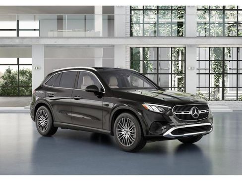 New 2026 Mercedes-Benz GLC 300 image 11