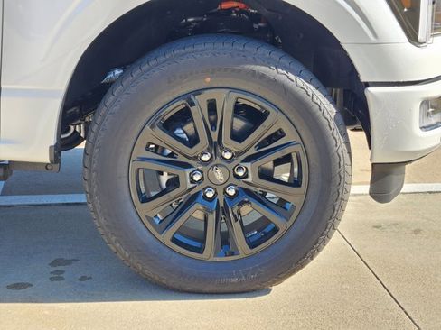 New 2025 Ford F150 Platinum w/ FX4 Off-Road Package image 7