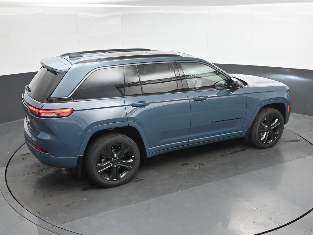 New 2027 Jeep Grand Cherokee Limited AWD/4WD image 34