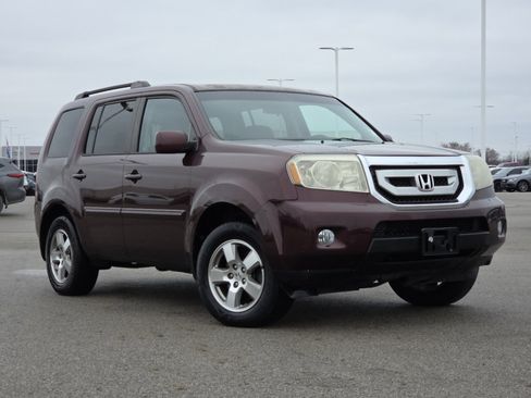 Used 2011 Honda Pilot EX image 2
