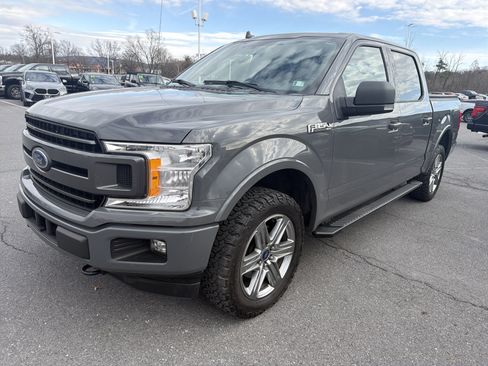 Used 2018 Ford F150 XLT w/ Equipment Group 302A Luxury image 8
