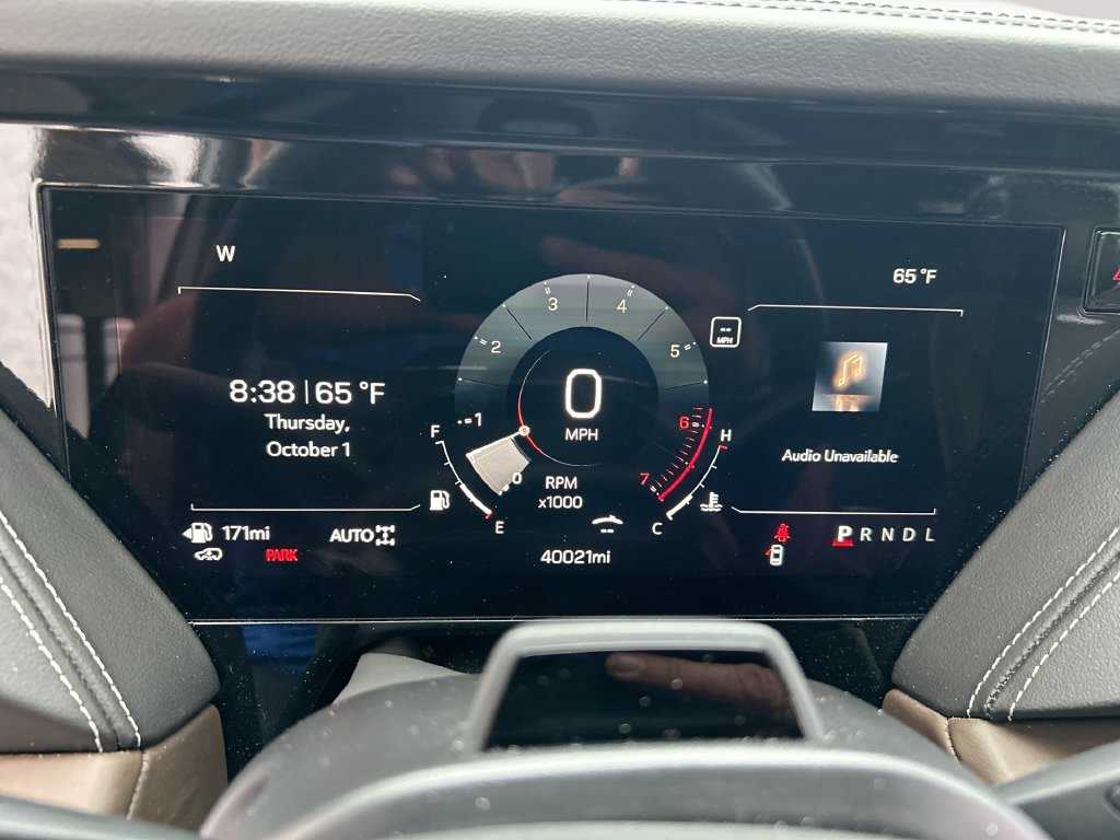 Used 2025 GMC Yukon Denali Ultimate AWD/4WD image 16