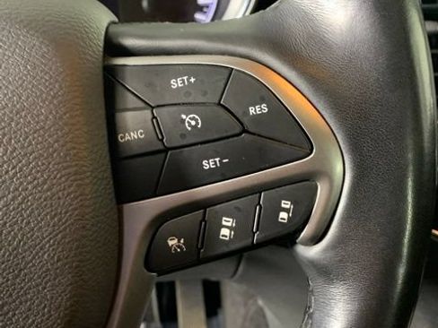 Used 2021 Jeep Grand Cherokee Limited AWD/4WD image 28