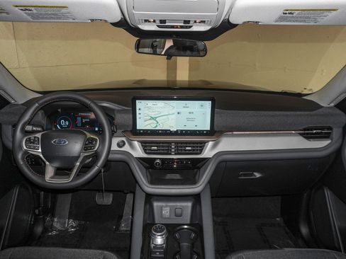 New 2026 Ford Explorer Active image 25