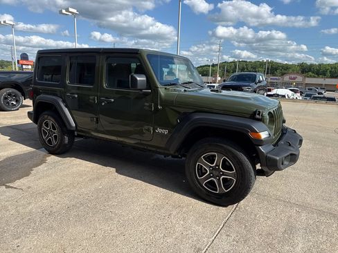 Used 2021 Jeep Wrangler Unlimited Sport AWD/4WD image 7