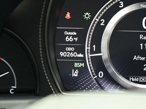 Used 2018 Lexus LS 500 w/ Luxury Package image 26