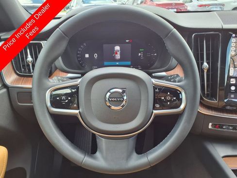 Used 2024 Volvo XC60 T8 Ultimate w/ Protection Package Premier AWD/4WD image 31