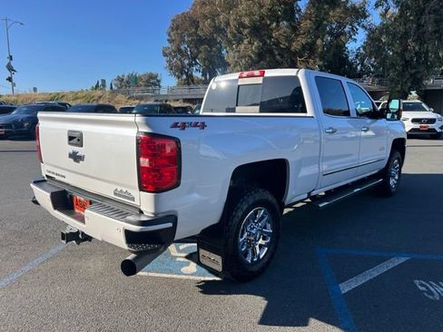 Used 2019 Chevrolet Silverado 3500 High Country w/ Duramax Plus Package AWD/4WD image 9