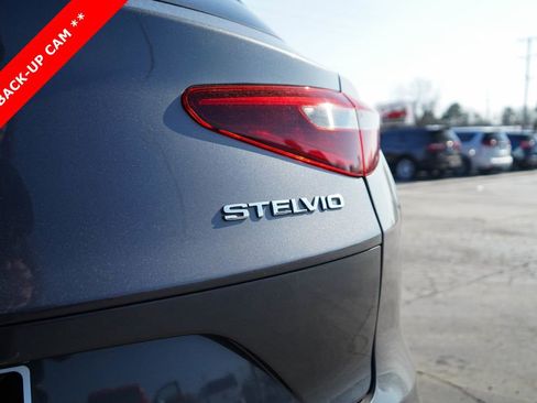 Used 2018 Alfa Romeo Stelvio Quadrifoglio w/ Driver Assist Dynamic Package image 9