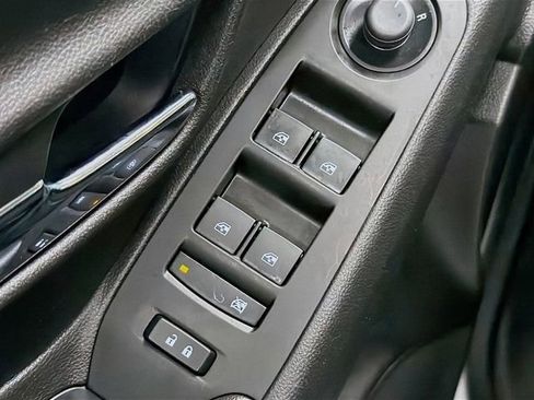 Used 2020 Chevrolet Trax LS image 20