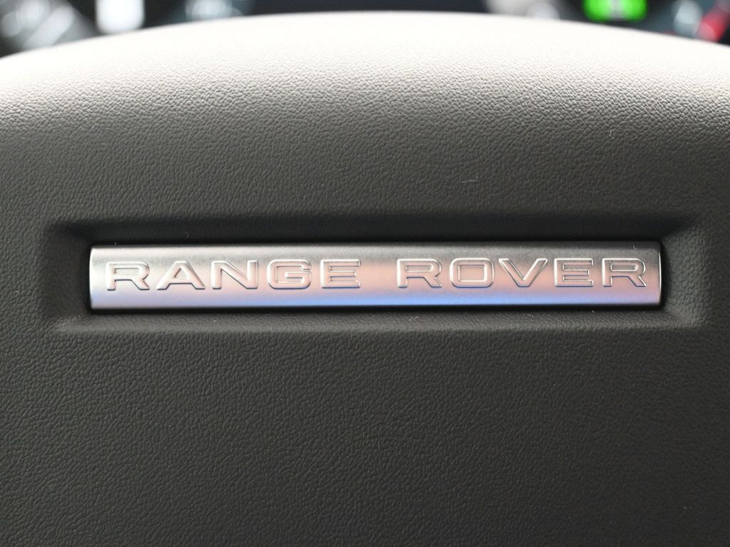 Used 2026 Land Rover Range Rover Evoque Dynamic SE AWD/4WD image 20