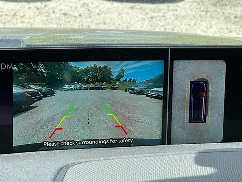 New 2025 Lincoln Navigator Reserve AWD/4WD image 14