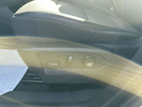 Used 2022 Buick Envision Preferred image 21