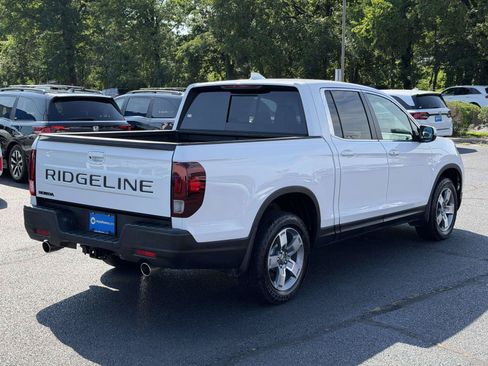 Certified 2025 Honda Ridgeline RTL image 2