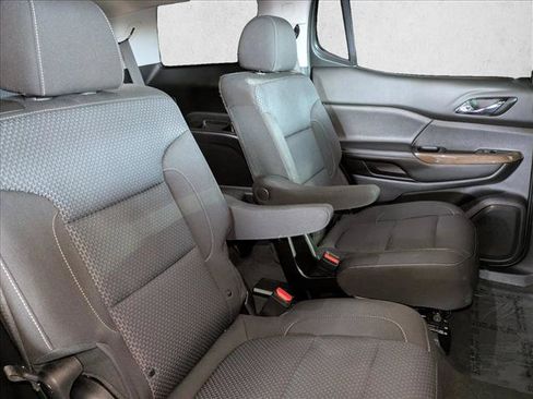 Used 2022 GMC Acadia SLE FWD image 20