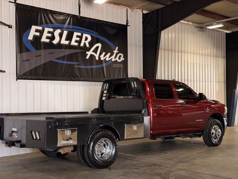 Used 2019 RAM 3500 Tradesman w/ Chrome Appearance Group AWD/4WD image 23