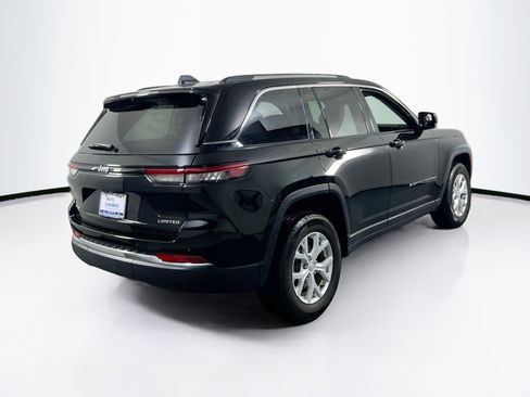 Used 2023 Jeep Grand Cherokee Limited image 5