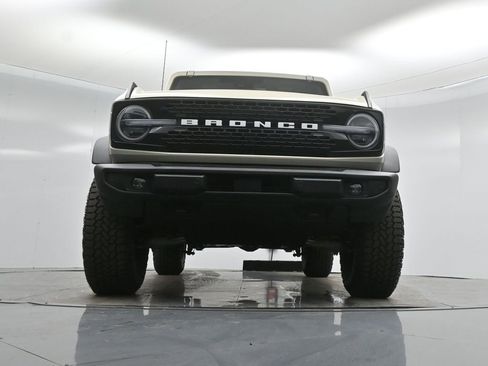 New 2026 Ford Bronco Outer Banks w/ Sasquatch Package image 42
