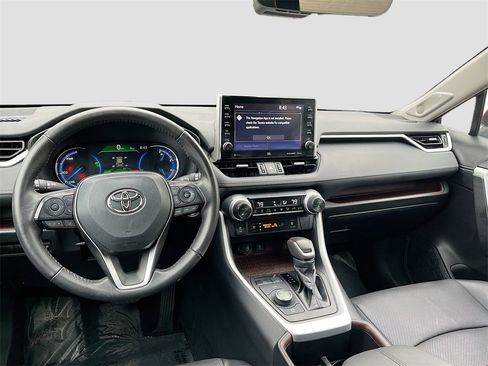 Used 2022 Toyota RAV4 Limited image 25