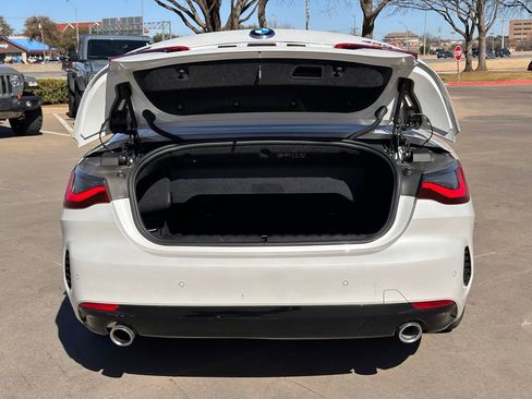 Used 2024 BMW 430i xDrive Convertible w/ Premium Package image 16