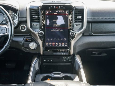 Used 2019 RAM 1500 Laramie image 12