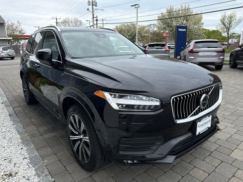 Used 2023 Volvo XC90 B5 Core w/ Protection Package Premier AWD/4WD image 38