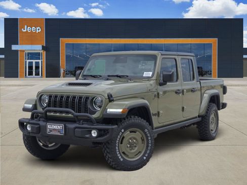 New 2026 Jeep Gladiator Willys AWD/4WD image 1