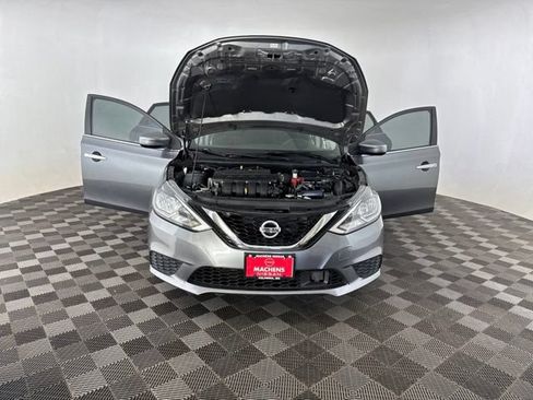 Used 2018 Nissan Sentra S FWD image 11