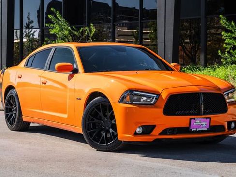 Used 2014 Dodge Charger R/T image 33